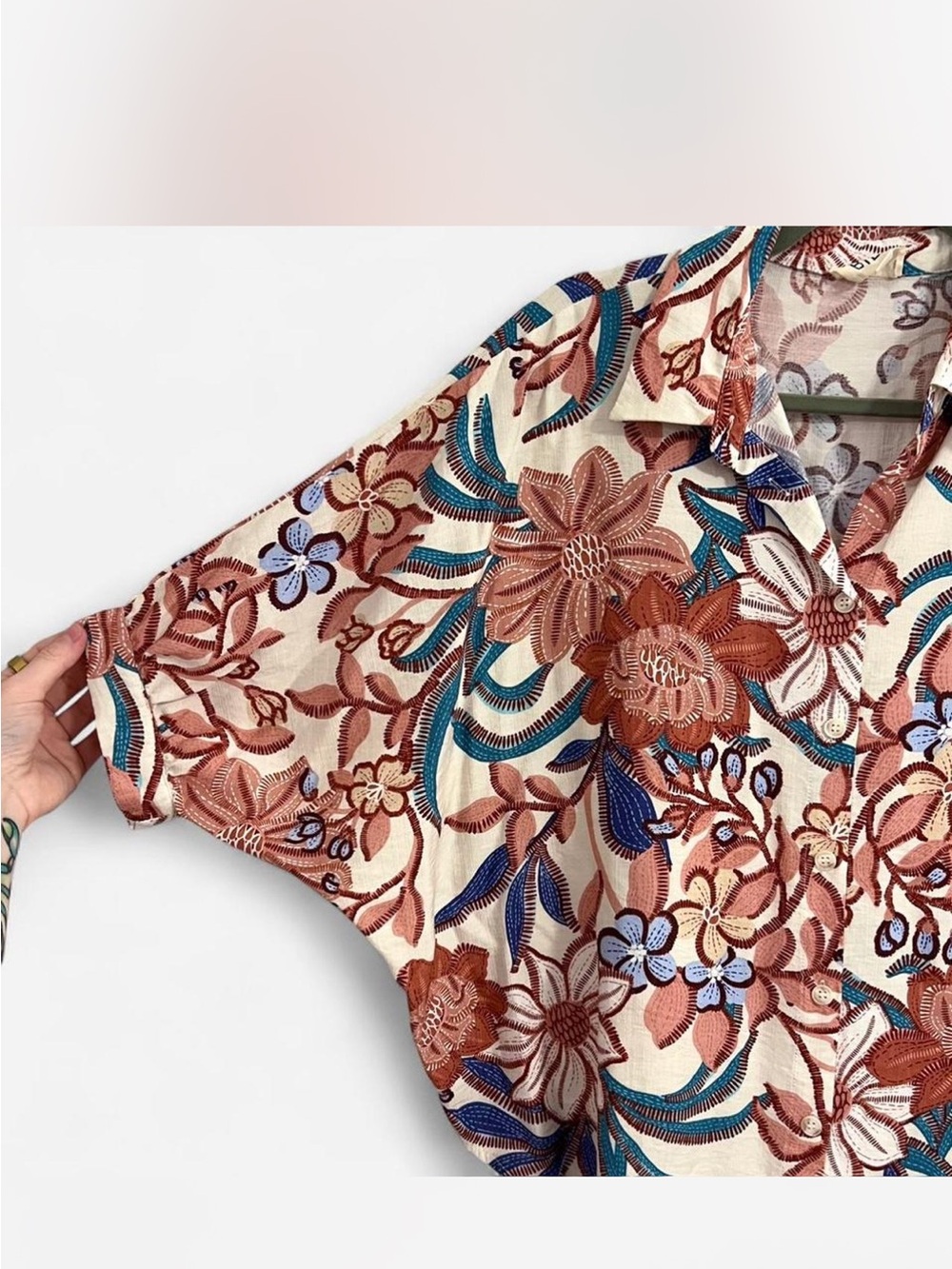 Bibi Bold Multicolor Floral Print Oversized Button Down Top - Picture 7 of 10